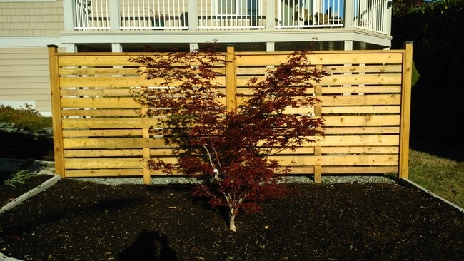 110 Clarke Rd in Ladysmith, BC - Building Photo - Building Photo