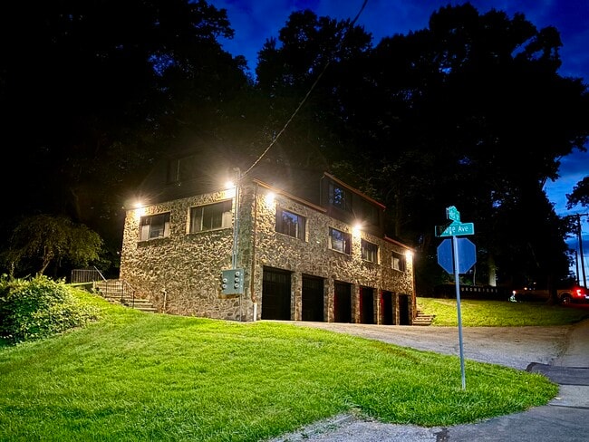 101 41st St, Unit #1 in Altoona, PA - Building Photo - Building Photo