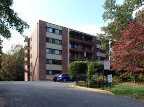 Flower Oak Condominium in Takoma Park, MD - Building Photo - Building Photo