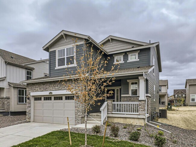 24214 E Walsh Ave in Aurora, CO - Foto de edificio - Building Photo