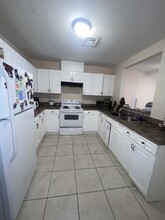 1010-1012 NW 3rd Ave, Unit 1012 in Fort Lauderdale, FL - Foto de edificio - Building Photo