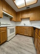 7974 Orchard Woods Cir in Sacramento, CA - Building Photo - Building Photo