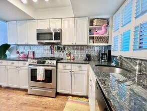 4013 Saxon Dr in New Smyrna Beach, FL - Building Photo - Building Photo