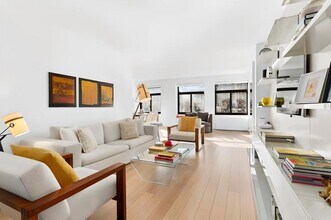 124 E 79th St in New York, NY - Building Photo - Building Photo