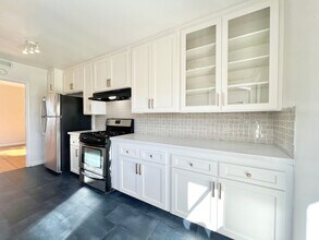 1575 E Appleton St in Long Beach, CA - Building Photo - Building Photo