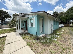 216 9th St S in Jacksonville Beach, FL - Building Photo - Building Photo