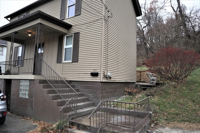 510 Cuff Alley, Unit 203 in Monongahela, PA - Building Photo - Building Photo