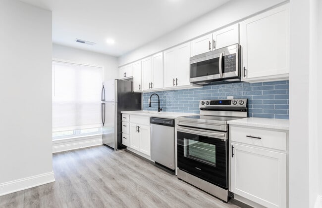 Claridge Court Apartments
