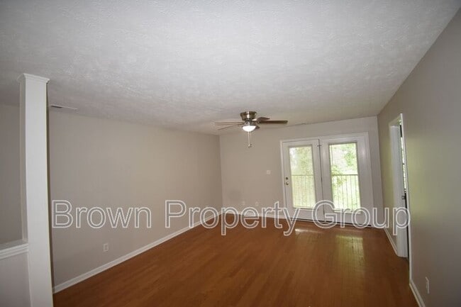 303 Hinsdale Ave in Fayetteville, NC - Building Photo - Building Photo
