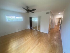 5745 Simpson Ave in Valley Village, CA - Building Photo - Building Photo