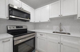 732 Neil Rd in West Palm Beach, FL - Building Photo