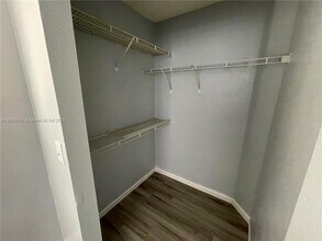 3985 W McNab Rd in Pompano Beach, FL - Foto de edificio - Building Photo