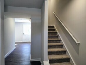 8031 Sinnet Pl in Charlotte, NC - Building Photo - Building Photo