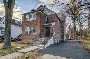 7 Nepera Pl in Hastings On Hudson, NY - Building Photo