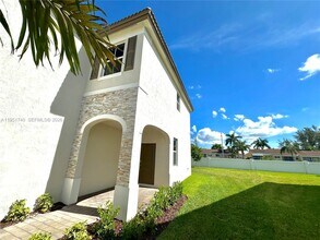 2657 SE 24th Ct in Homestead, FL - Building Photo - Building Photo