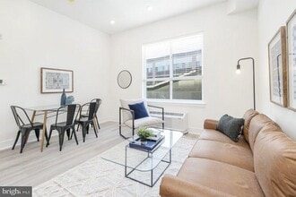 4550 Mitchell St in Philadelphia, PA - Building Photo - Building Photo