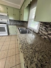 570 Dewey Rd in Moss Bluff, LA - Building Photo - Building Photo