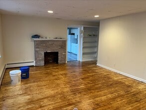 73 Swezey St, Unit 1 in Patchogue, NY - Building Photo - Building Photo