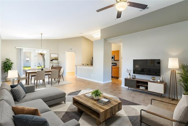 137 Eagle Point Blvd in Auburndale, FL - Building Photo - Building Photo