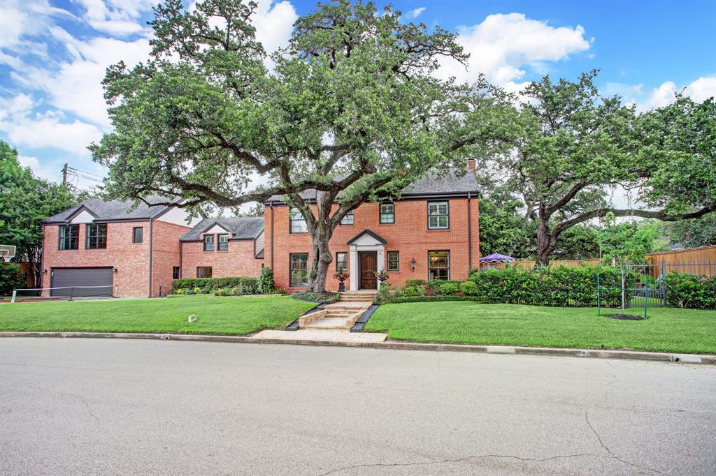 1307 Denman Rd in Houston, TX - Foto de edificio