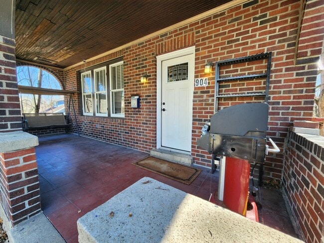 904 Alpine Blvd in Pittsburgh, PA - Building Photo - Building Photo