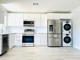 206 SE 1st Ave in Delray Beach, FL - Building Photo