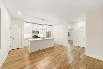 231 Sixth Ave in Pelham, NY - Building Photo - Building Photo