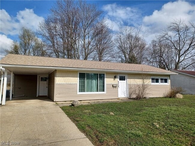 property at 2443 Amberly Dr