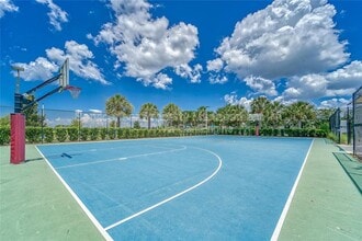 6268 Camino Dr in Apollo Beach, FL - Building Photo - Building Photo