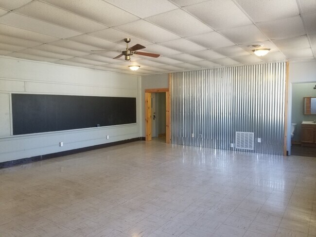 345 6th St in La Salle, IL - Building Photo - Building Photo