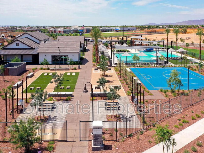 14142 W Voltaire St in Surprise, AZ - Building Photo - Building Photo