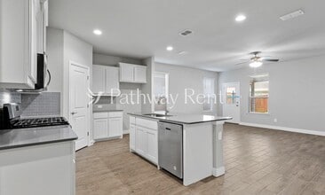 1729 Reverie Rd in Burleson, TX - Building Photo - Building Photo