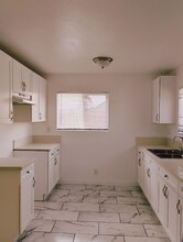 5943-5943 San Pedro St in Los Angeles, CA - Building Photo - Building Photo