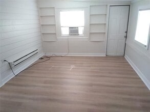 2609 4th St S in St. Petersburg, FL - Foto de edificio - Building Photo