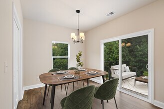 191 Cherry Spgs Ln in Asheville, NC - Building Photo - Building Photo