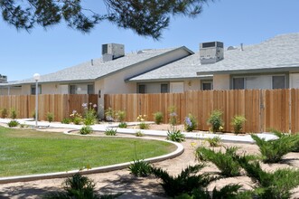 Desert Islands Apartments in Hesperia, CA - Building Photo - Building Photo