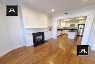 1803 Beacon St in Brookline, MA - Building Photo - Building Photo