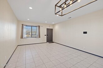 3124 Via Bella Rosa Ave in Rosamond, CA - Building Photo - Building Photo