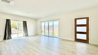 1639 Moon Rock Rd in Fallbrook, CA - Building Photo - Building Photo