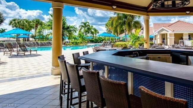 8223 Parkstone Pl in Naples, FL - Building Photo - Building Photo