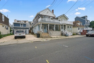 55 Seadrift Ave, Unit 1 in Highlands, NJ - Building Photo - Building Photo