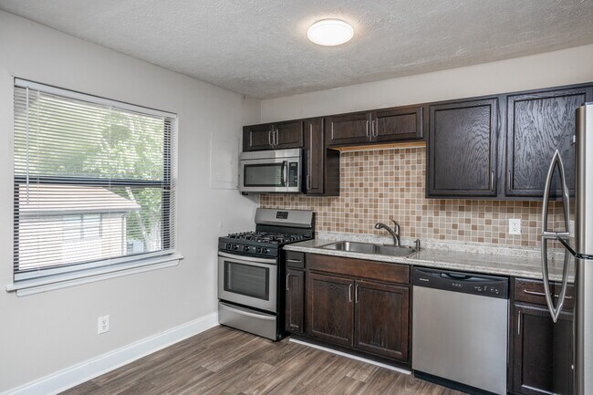 New Carrollwood in Carrollton, GA - Building Photo - Building Photo