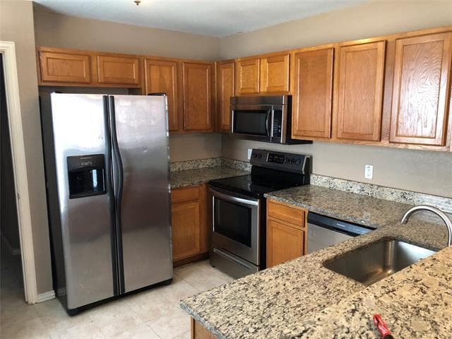 1715 Manor Garden Mnr in Greenville, TX - Building Photo - Building Photo