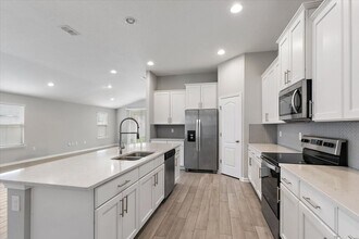15710 Winder Lake Dr in Jacksonville, FL - Building Photo - Building Photo