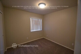 2046 N 90th Ln in Phoenix, AZ - Building Photo - Building Photo