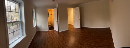 340 Lombard St, Unit Floor 2 in Philadelphia, PA - Building Photo - Building Photo