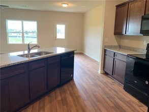 373 Merigold Way in Pendergrass, GA - Building Photo - Building Photo