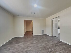 11639 Idlebrook Dr in Houston, TX - Building Photo - Building Photo