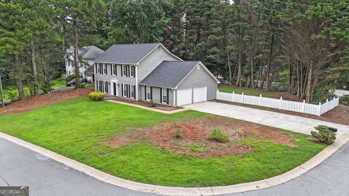 2620 Valencia Dr NE in Marietta, GA - Building Photo