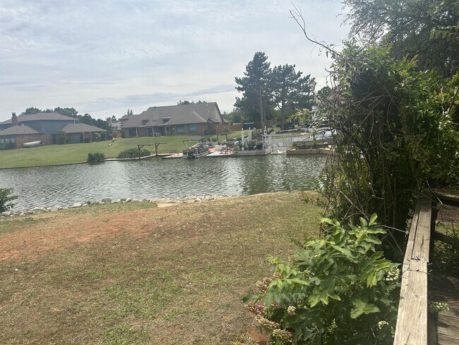 property at 6452 W Hefner Rd